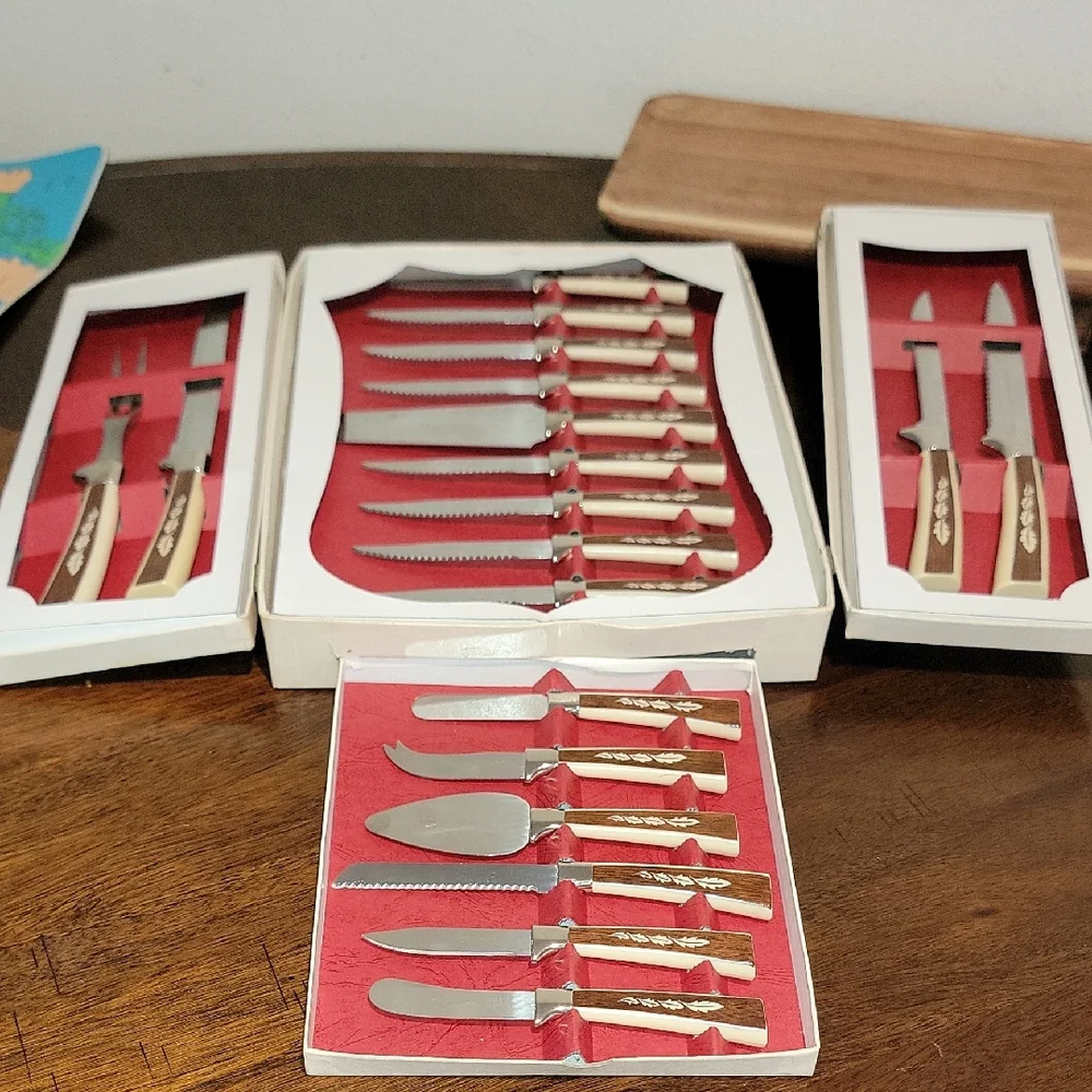 Regent Sheffield 19-Piece Stainless Steel Cutlery Set - Cream